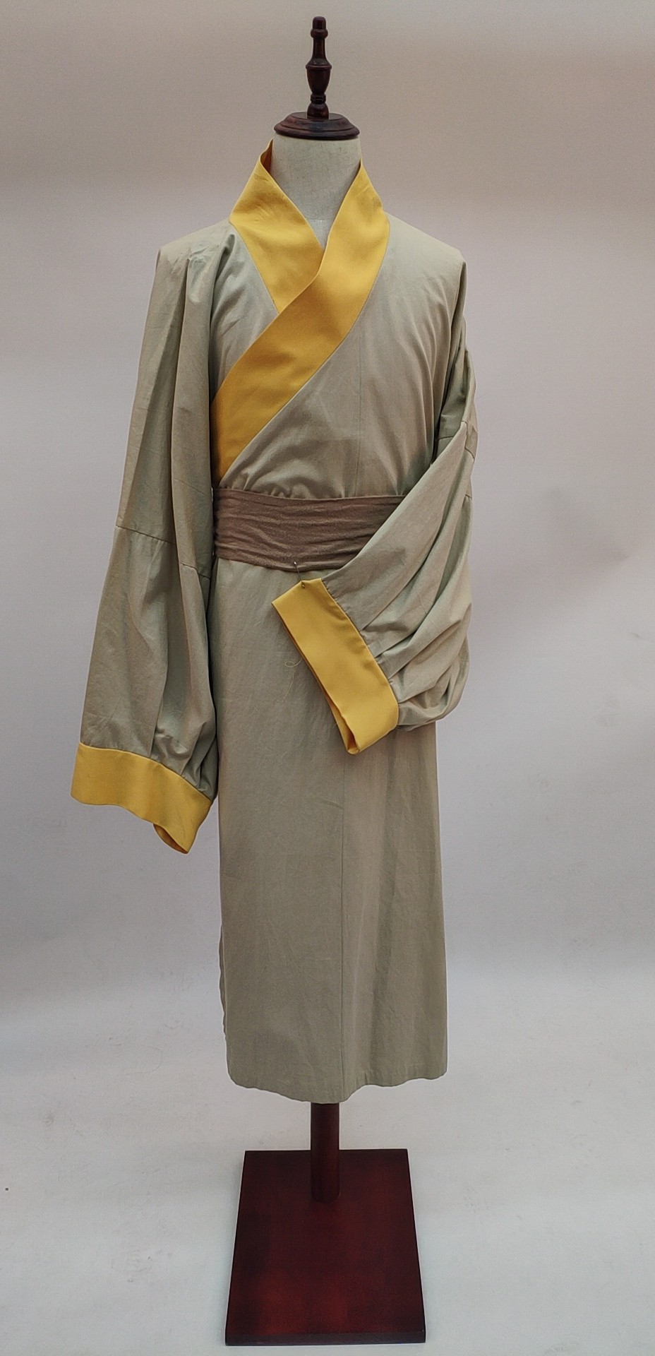 男古装1980